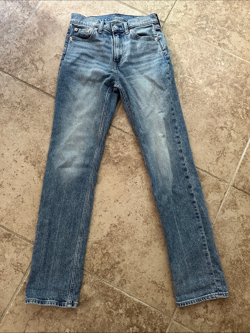 GAP Women's Medium Wash 90s Straight-Leg High Rise Jeans